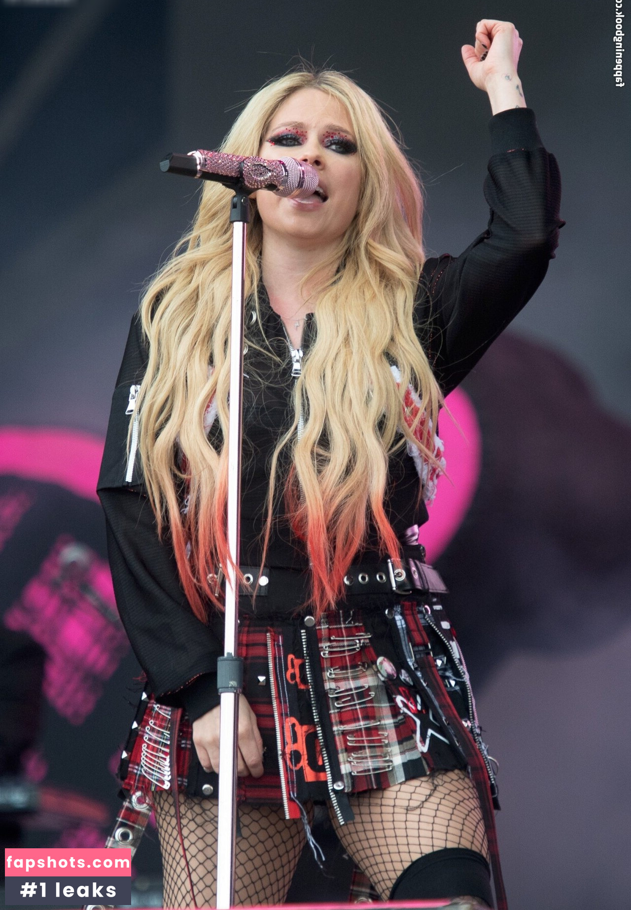 Avril Lavigne Nahé úniky fotek pouze od fanoušků #89 - Fapshots