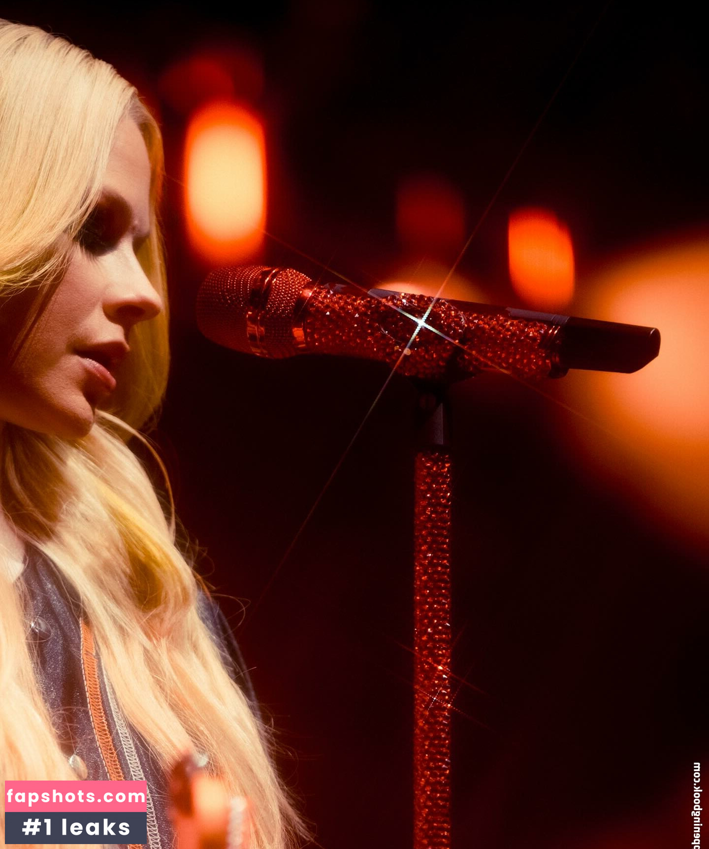 Avril Lavigne Nahé úniky fotek pouze od fanoušků #10 - Fapshots