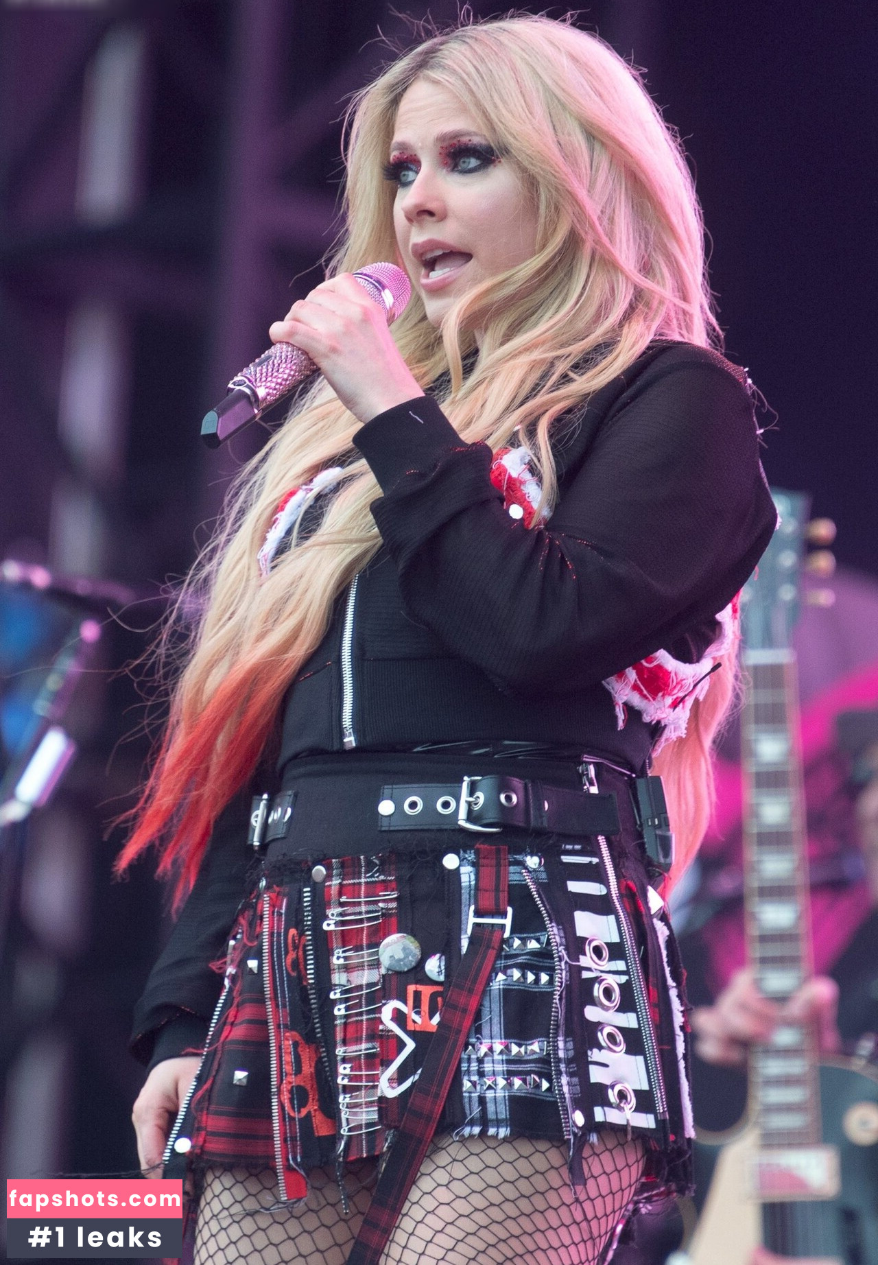 Avril Lavigne Nahé úniky fotek pouze od fanoušků #93 - Fapshots