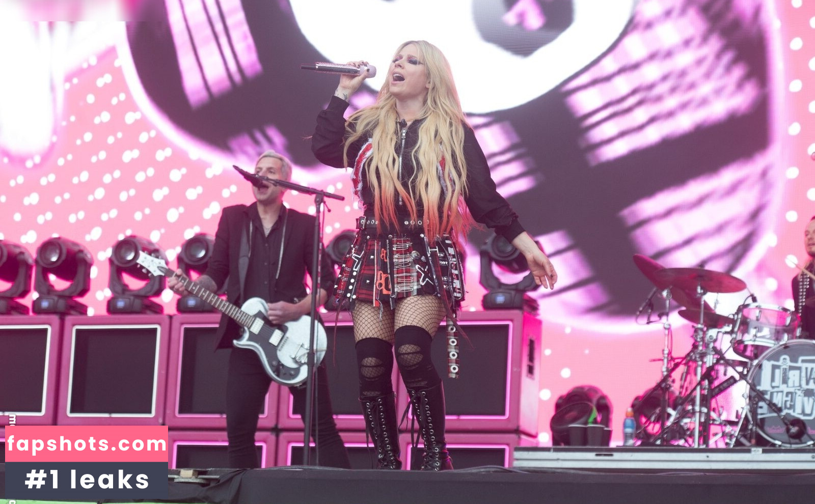 Avril Lavigne Nahé úniky fotek pouze od fanoušků #95 - Fapshots