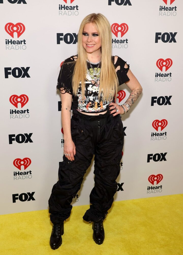 avril-lavigne gallery photo #169