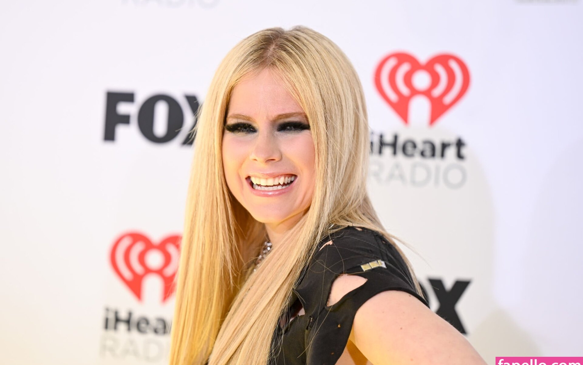 avril-lavigne gallery photo #173
