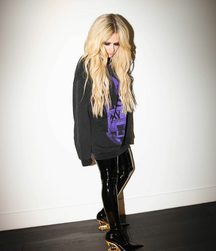 avril-lavigne gallery photo #610