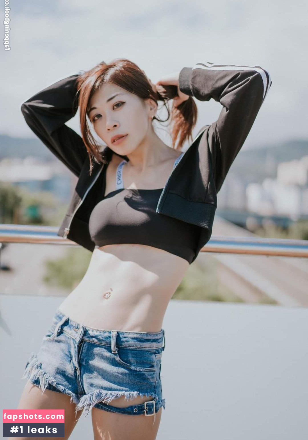 Avrillee999k gallery photo #5