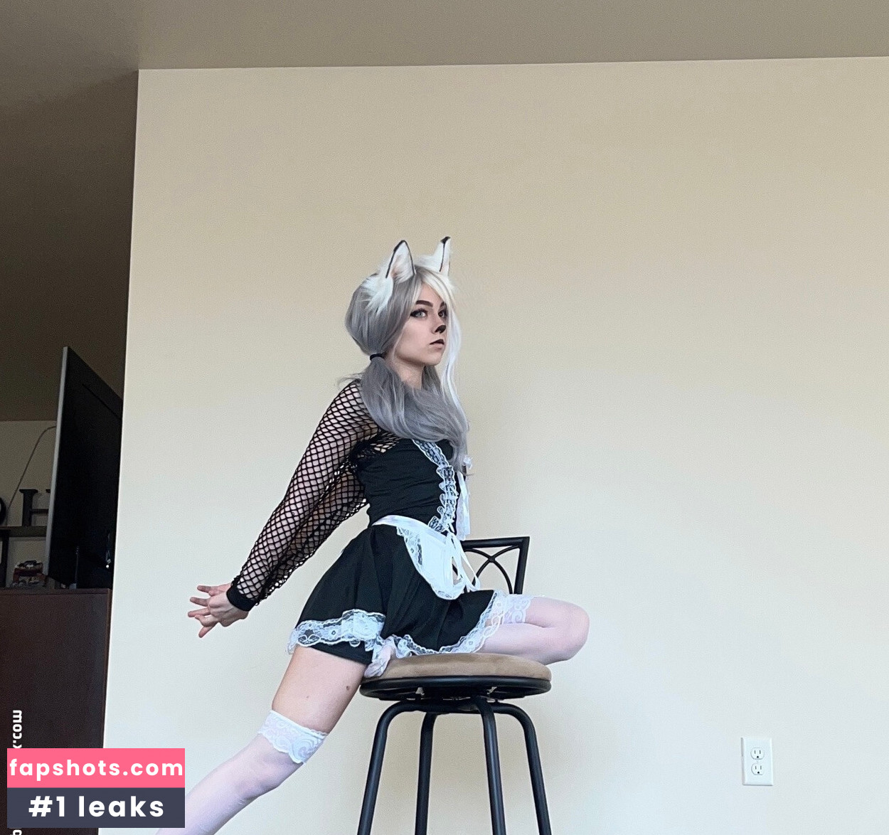 Awkspew_roo2 gallery photo #101