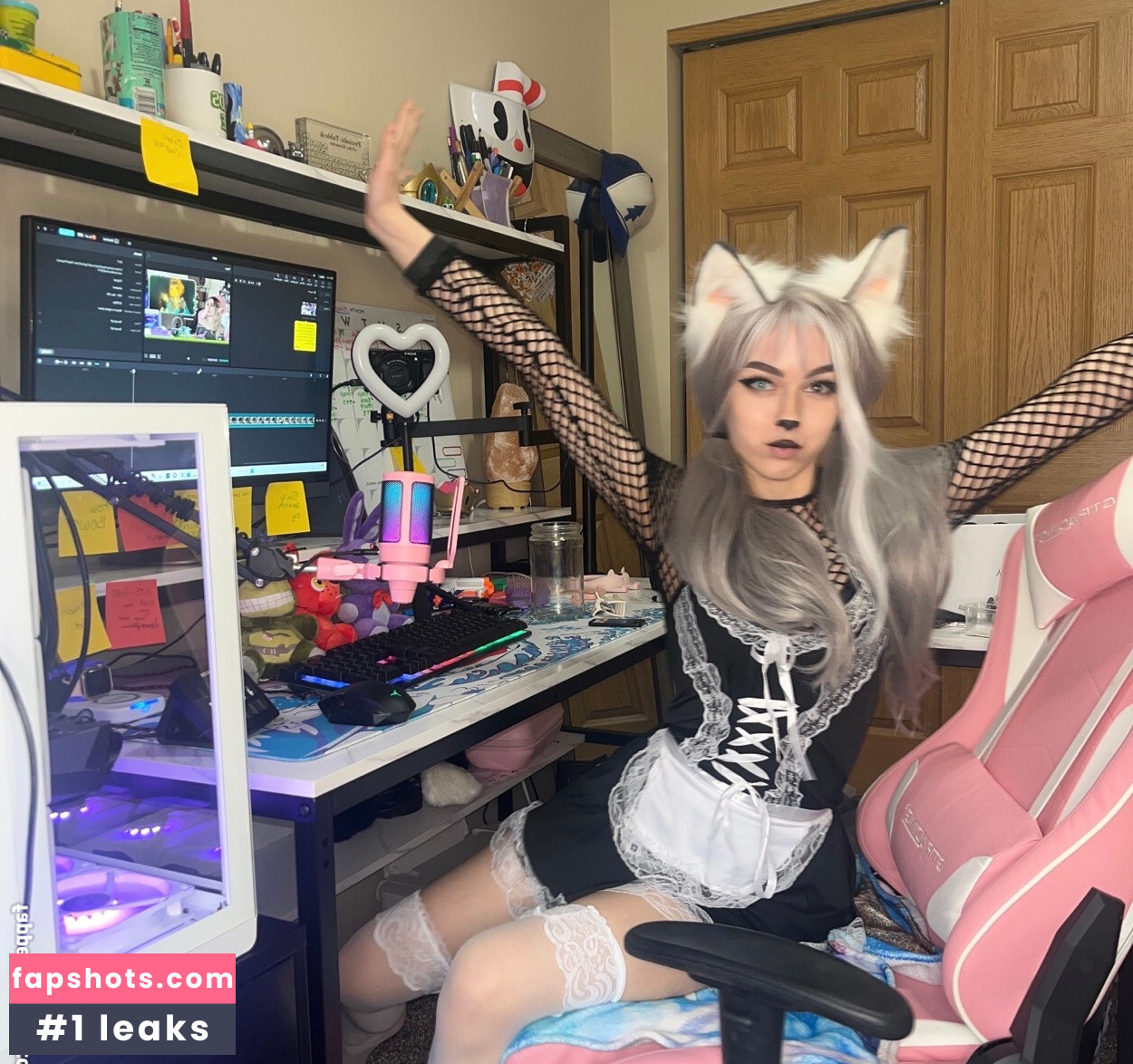 Awkspew_roo2 gallery photo #103