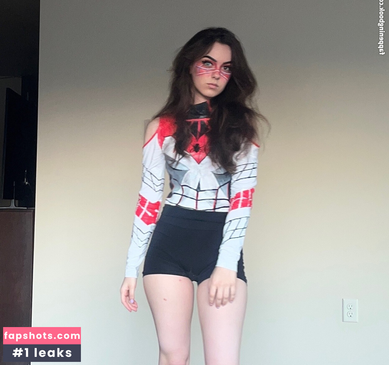 Awkspew_roo2 gallery photo #47