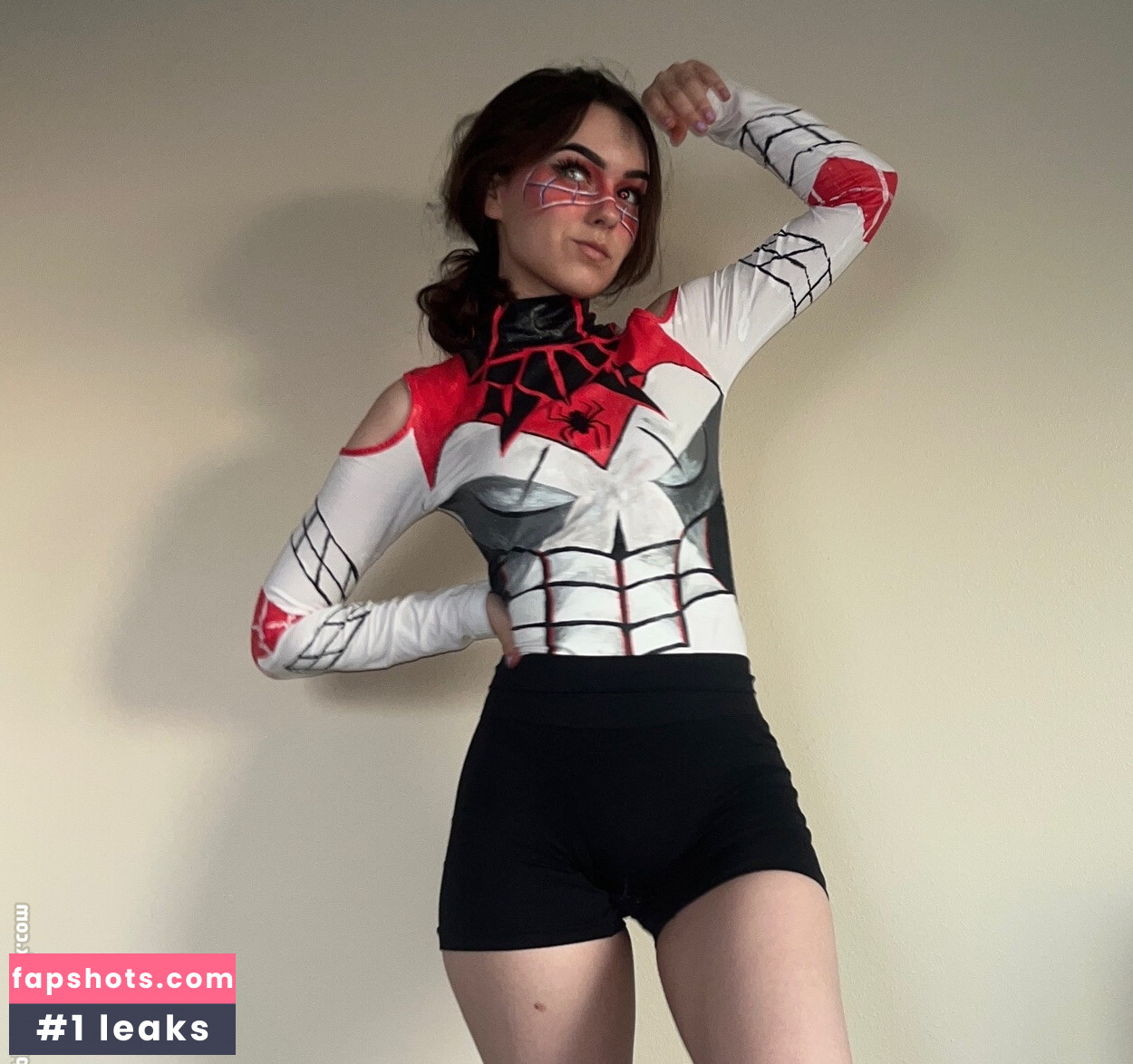 Awkspew_roo2 gallery photo #48