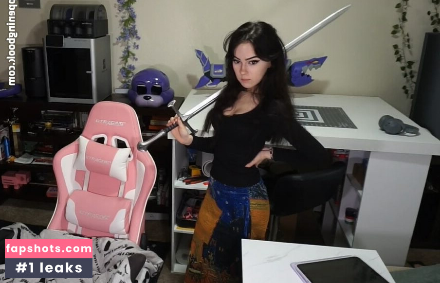 Awkspew_roo2 gallery photo #7