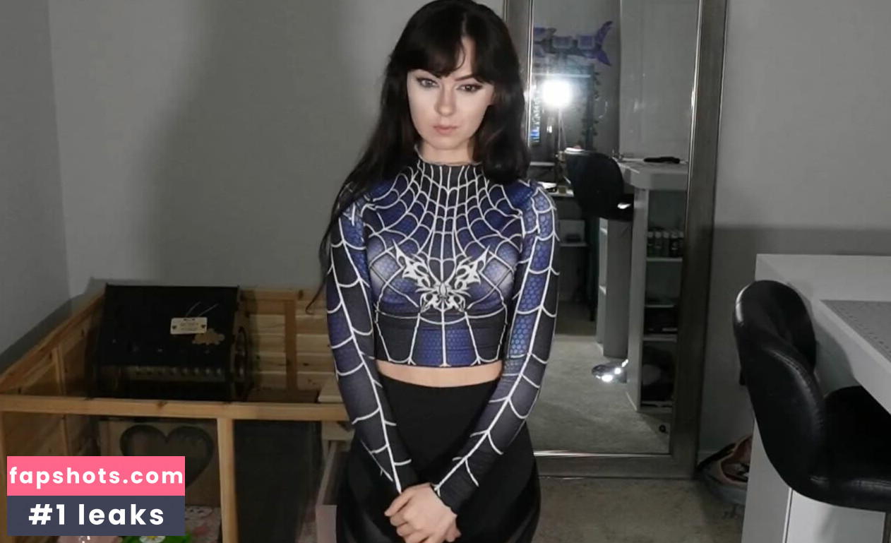 Awkspew_roo2 gallery photo #8