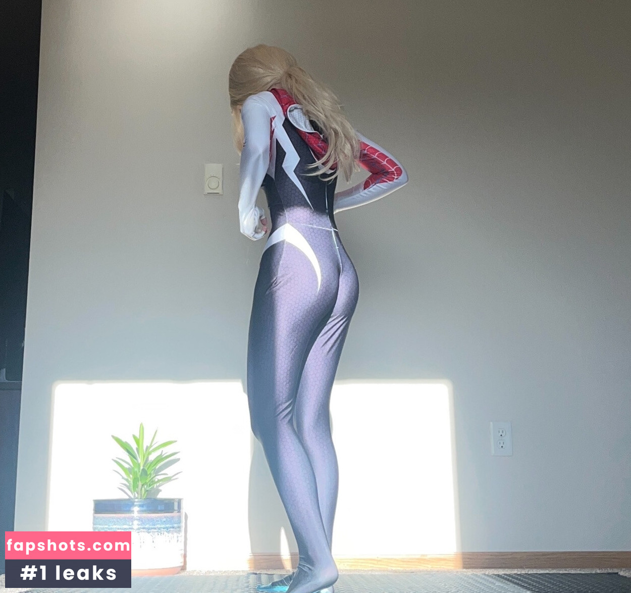 Awkspew_roo2 gallery photo #86