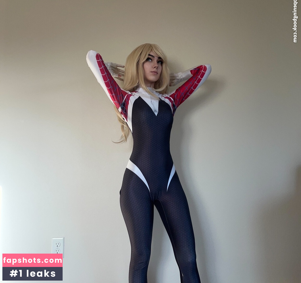 Awkspew_roo2 gallery photo #95