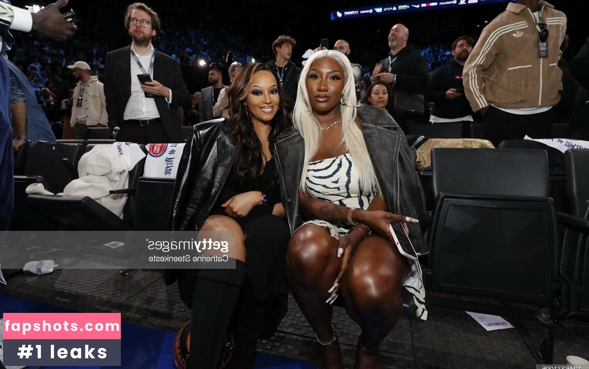 Aya Nakamura gallery photo #19