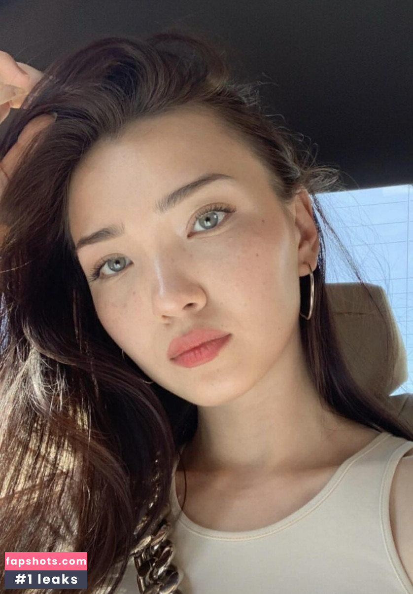 Aya Shalkar gallery photo #12