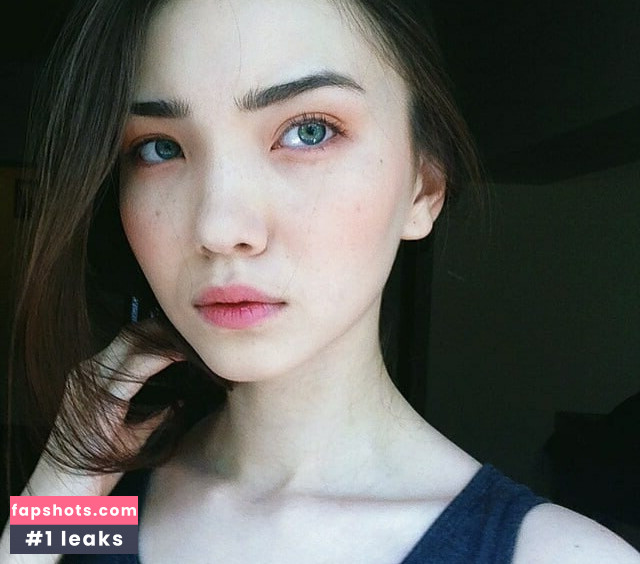 Aya Shalkar gallery photo #15