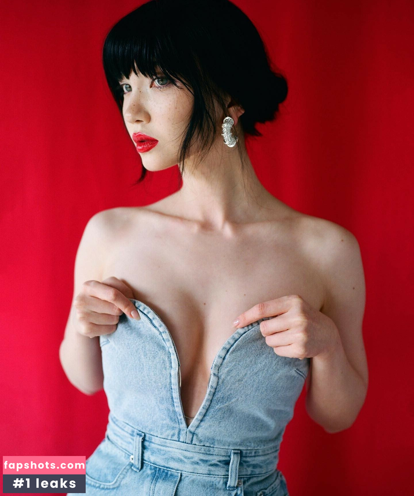 Aya Shalkar gallery photo #26