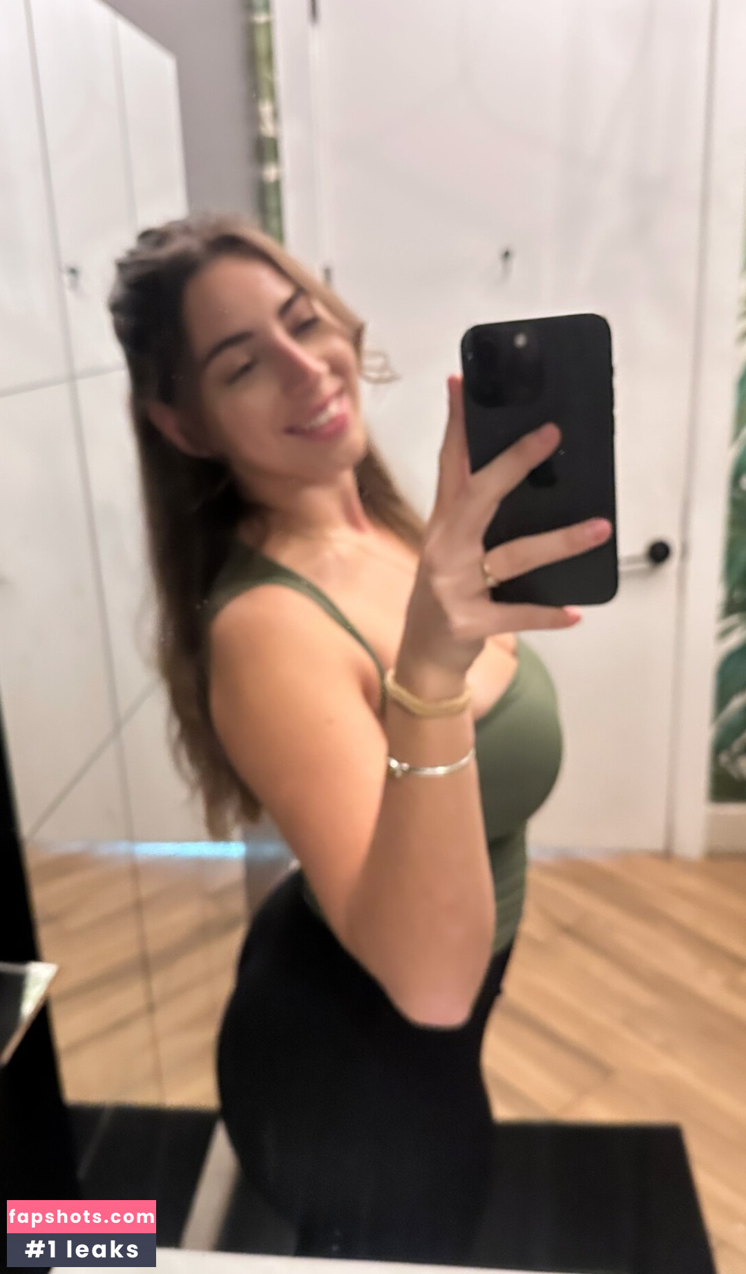 Ayamarieee gallery photo #3