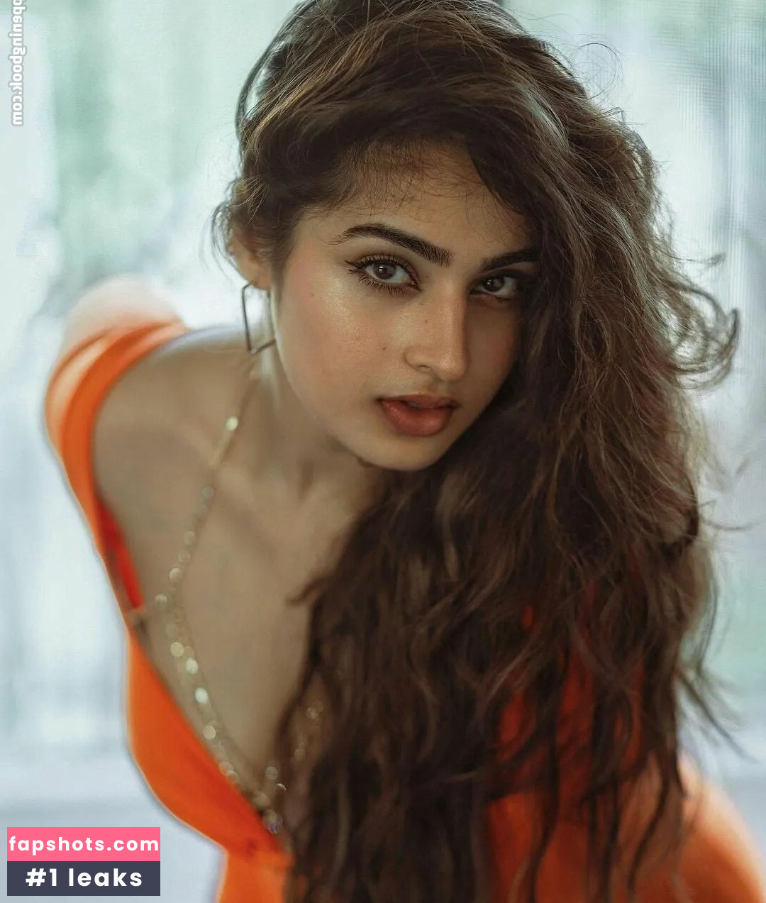 Ayesha Khan nude babe gallery