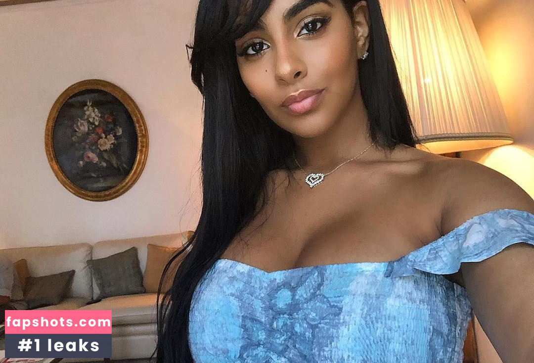 Ayisha Diaz gallery photo #126