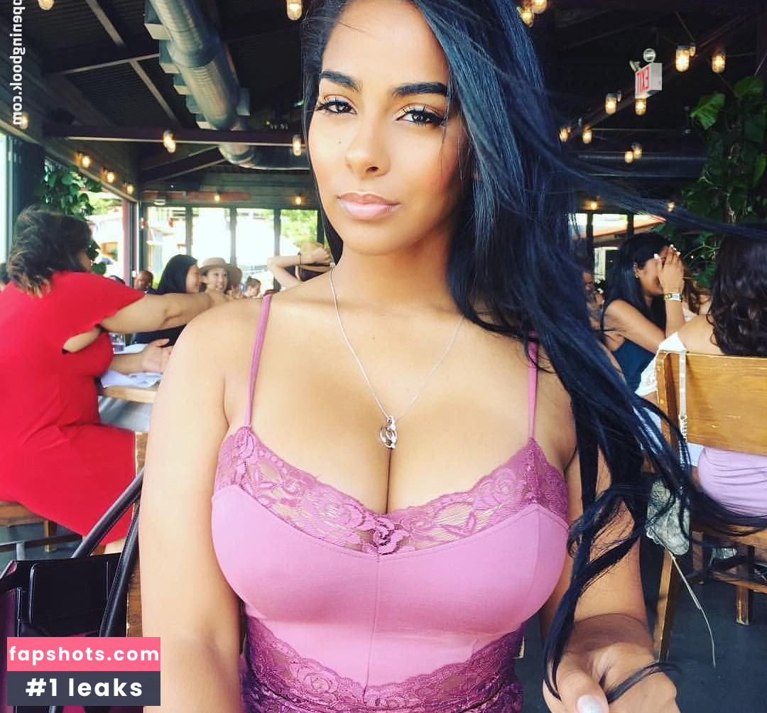 Ayisha Diaz gallery photo #127