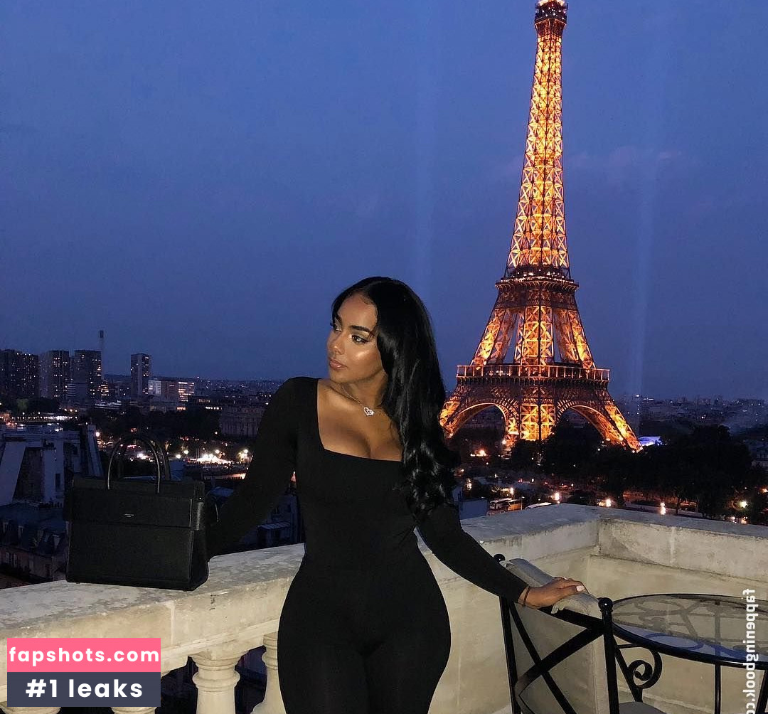 Ayisha Diaz gallery photo #129