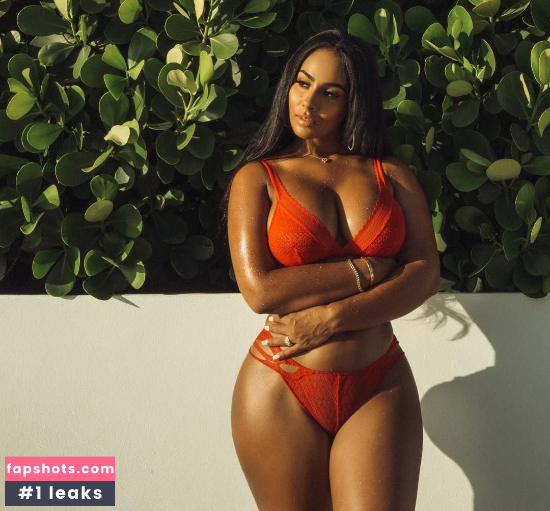 Ayisha Diaz gallery photo #132