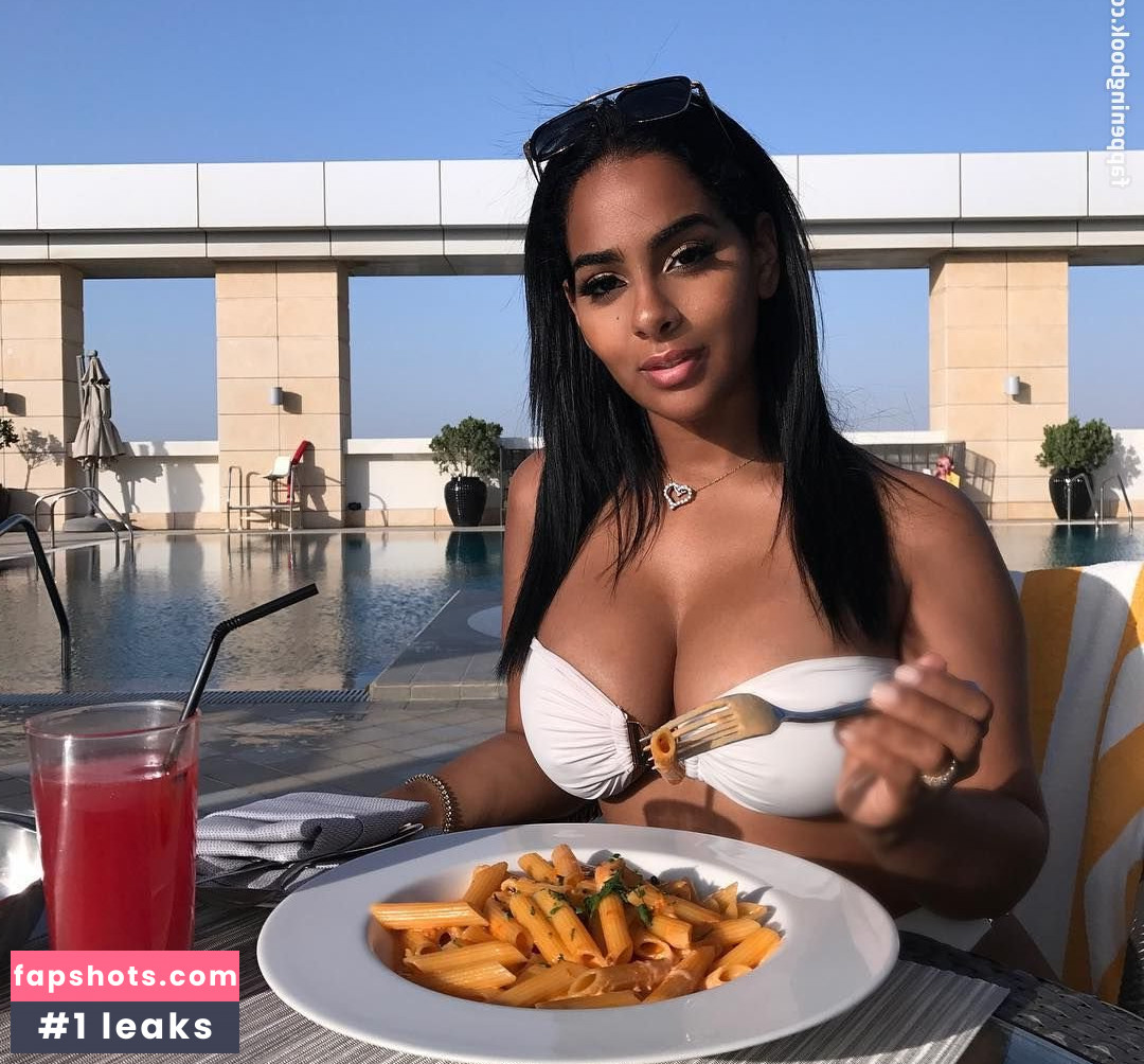 Ayisha Diaz gallery photo #148