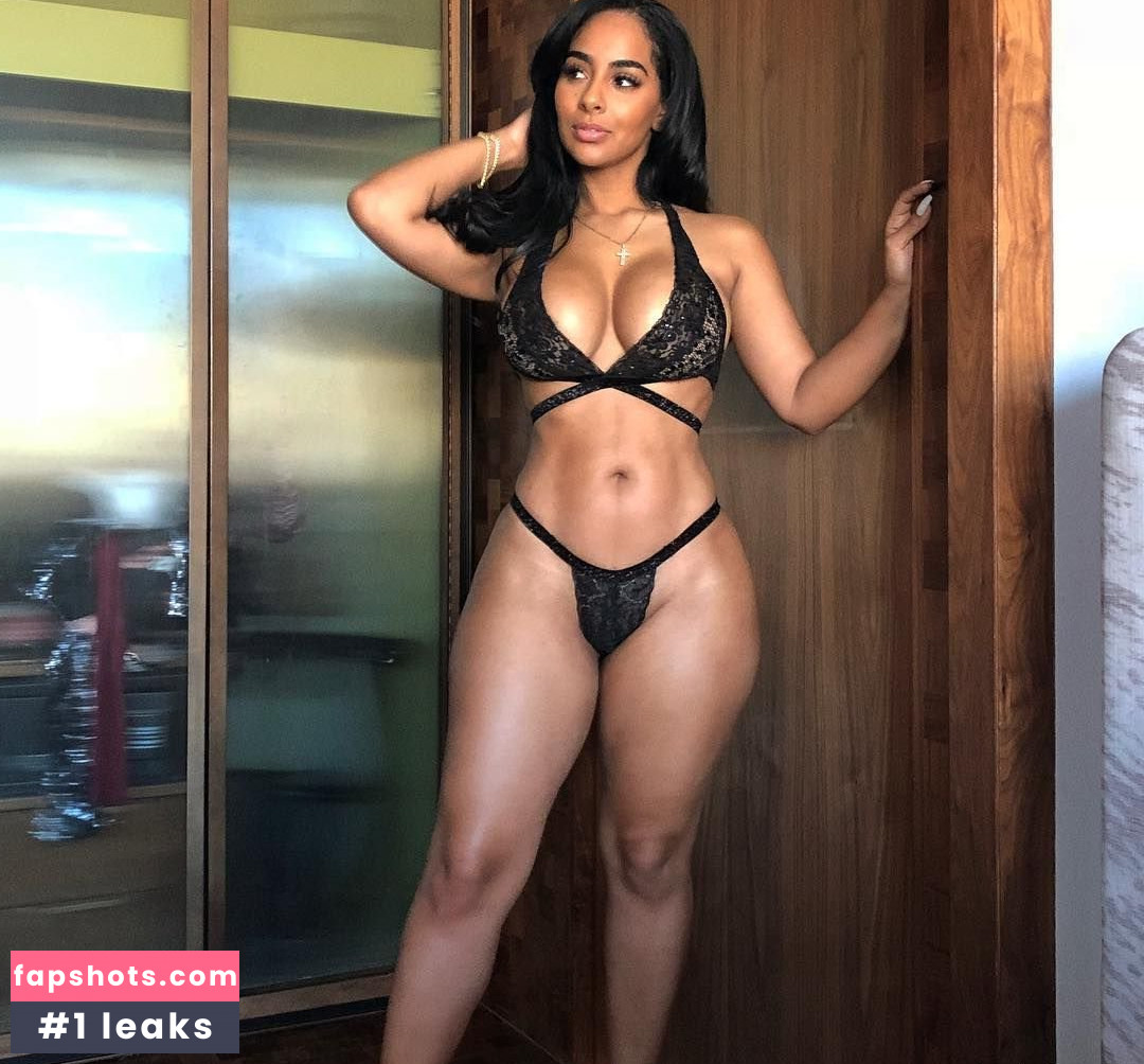 Ayisha Diaz gallery photo #189