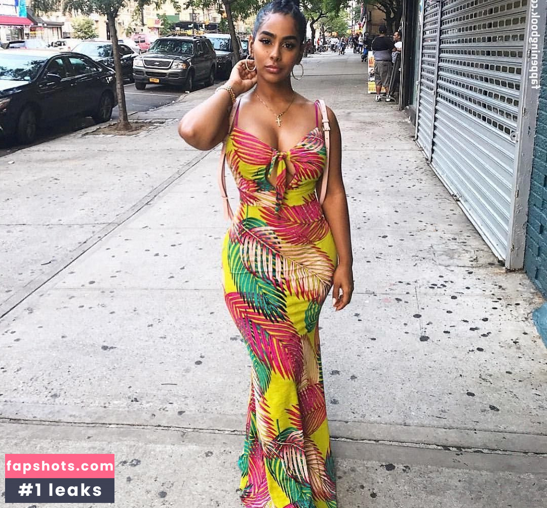 Ayisha Diaz gallery photo #200