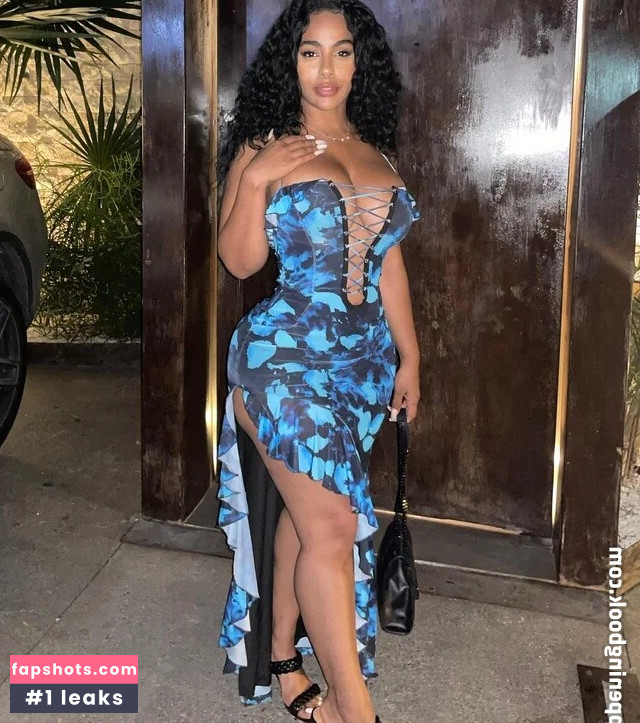 Ayisha Diaz gallery photo #25