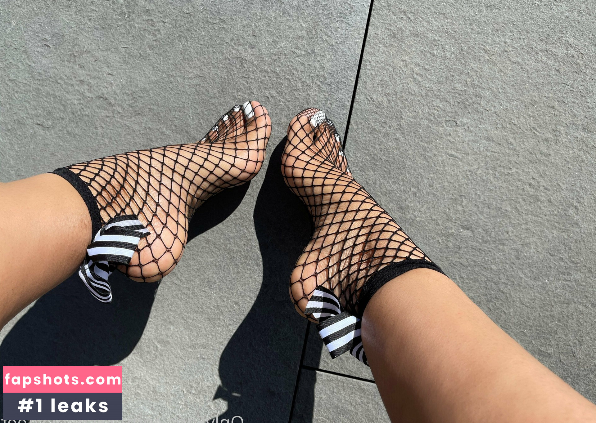 Ayisha Diaz gallery photo #29