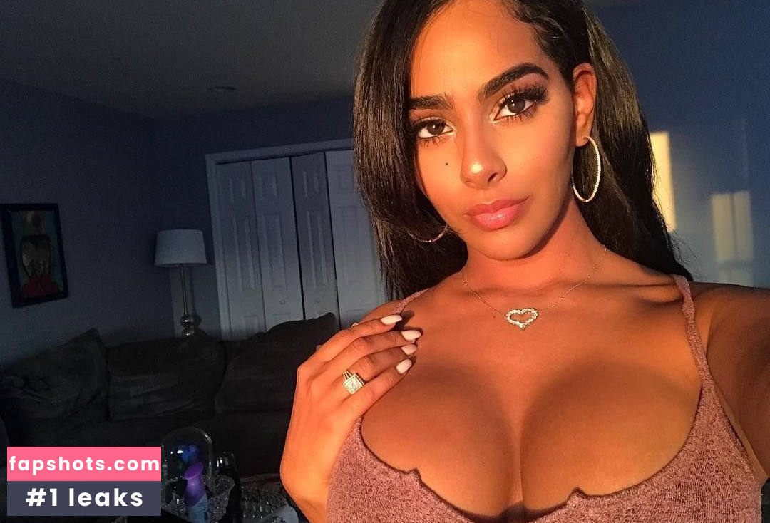 Ayisha Diaz gallery photo #98