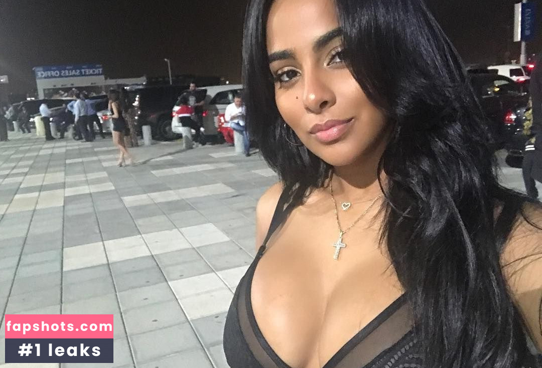 Ayisha Diaz gallery photo #99