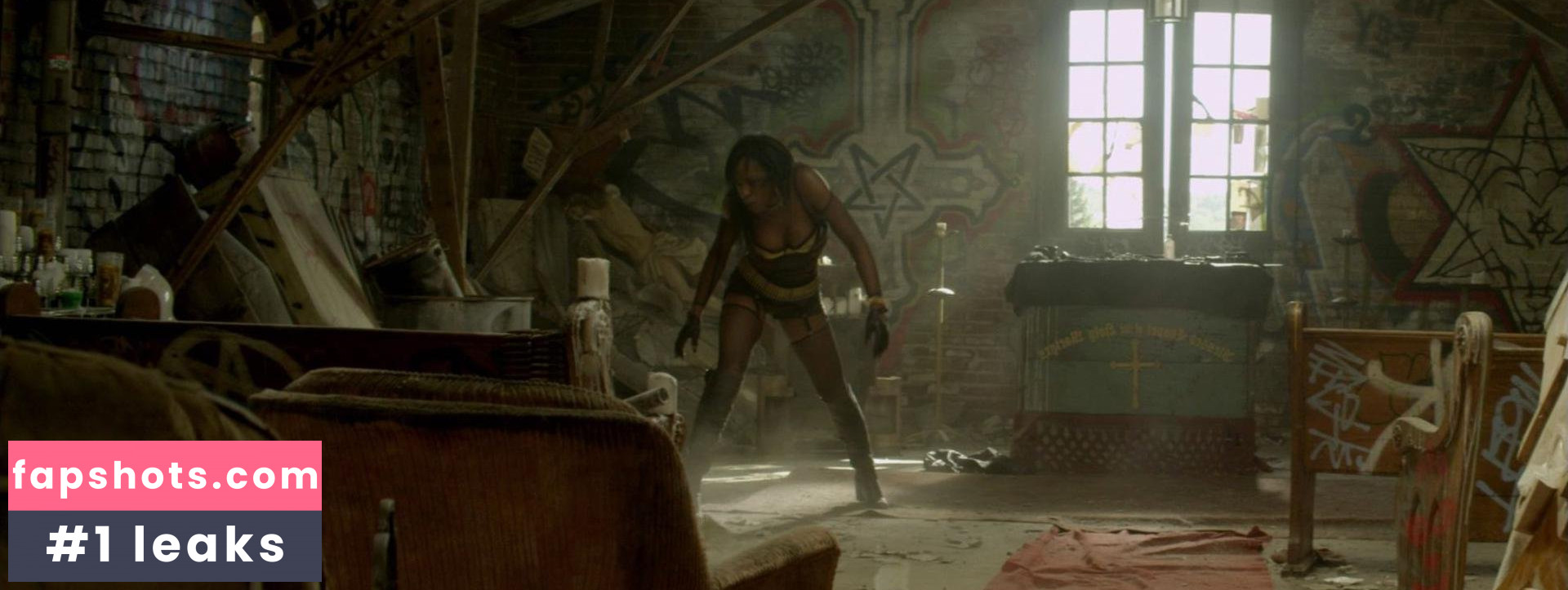 Ayisha Issa gallery photo #5