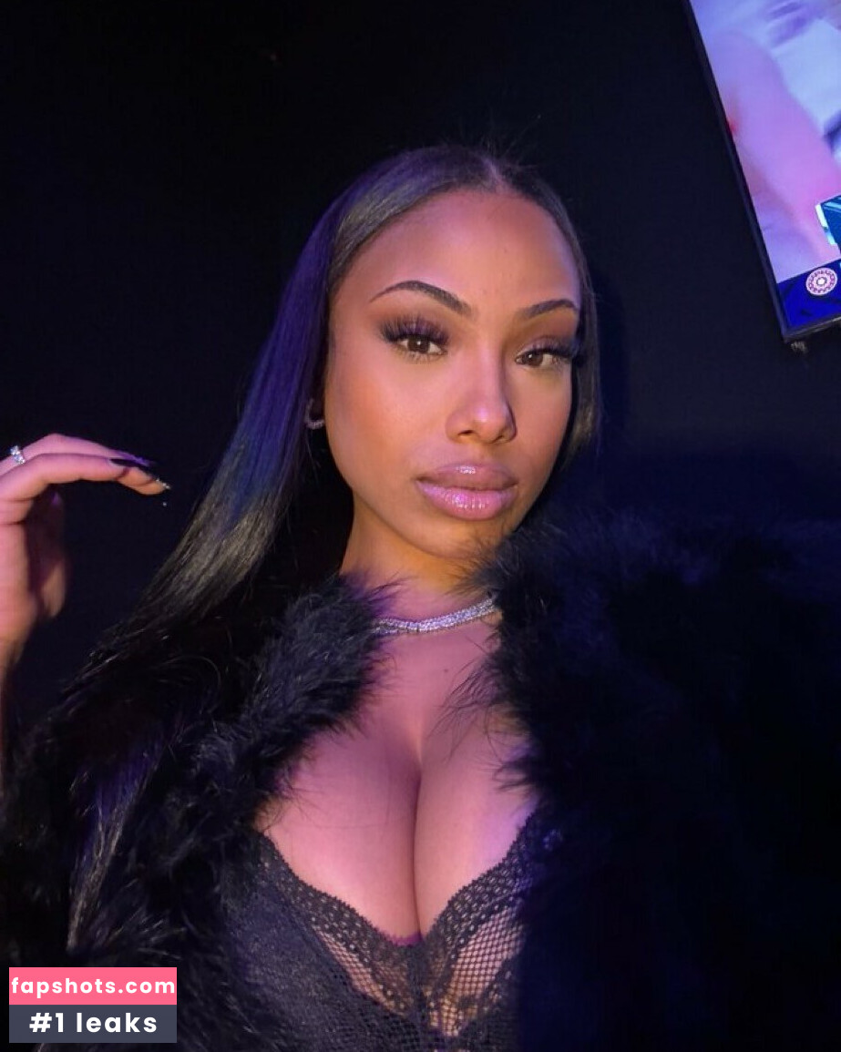 ayisha.mia gallery photo #9