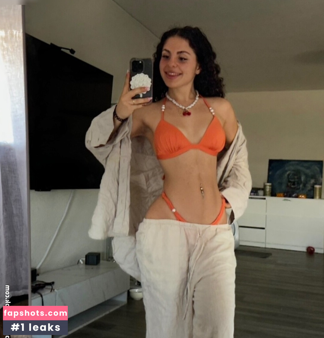 Aylinaphrodite gallery photo #5