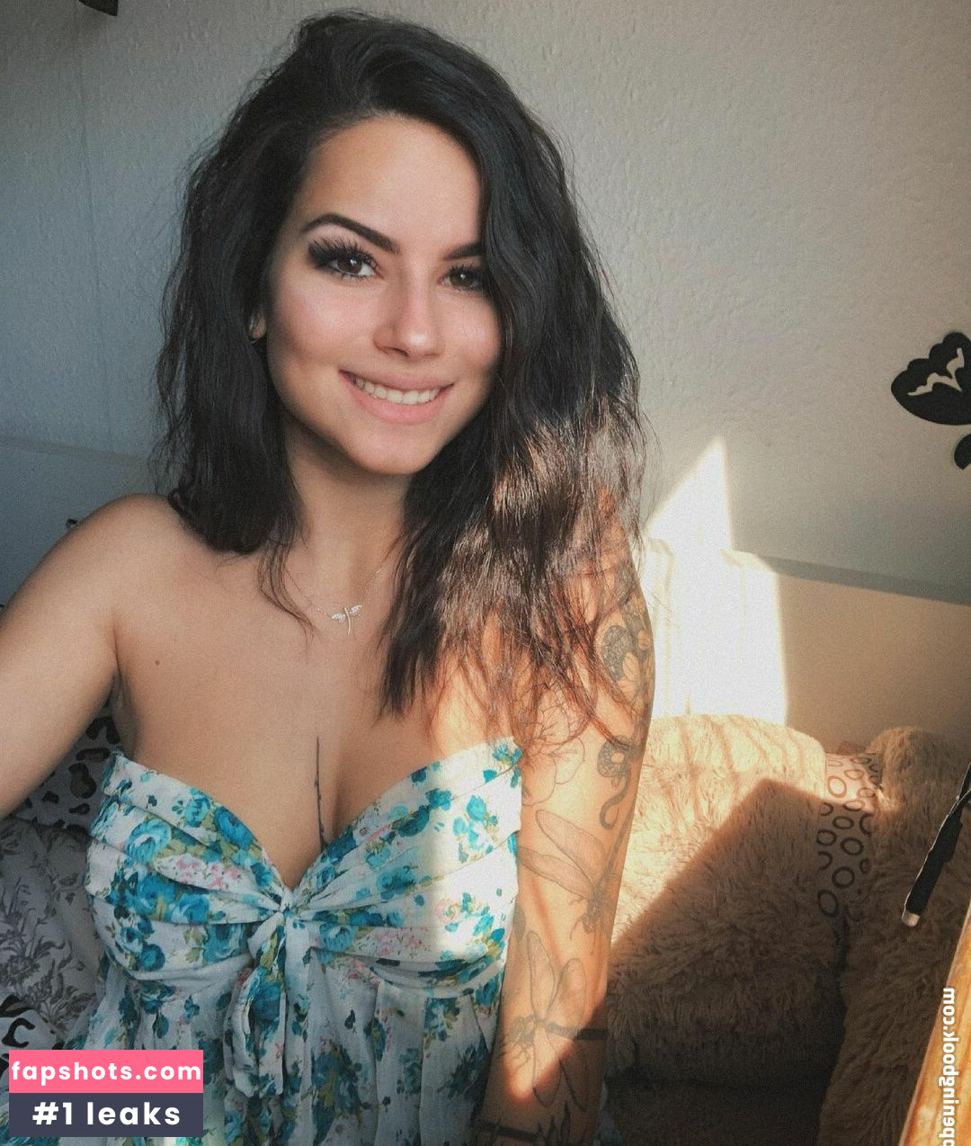 Ayliner nude babe gallery