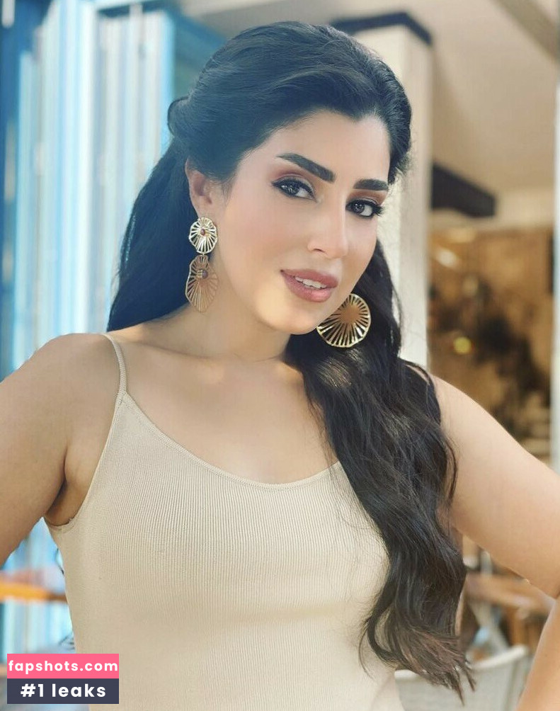 Ayten Amer gallery photo #3