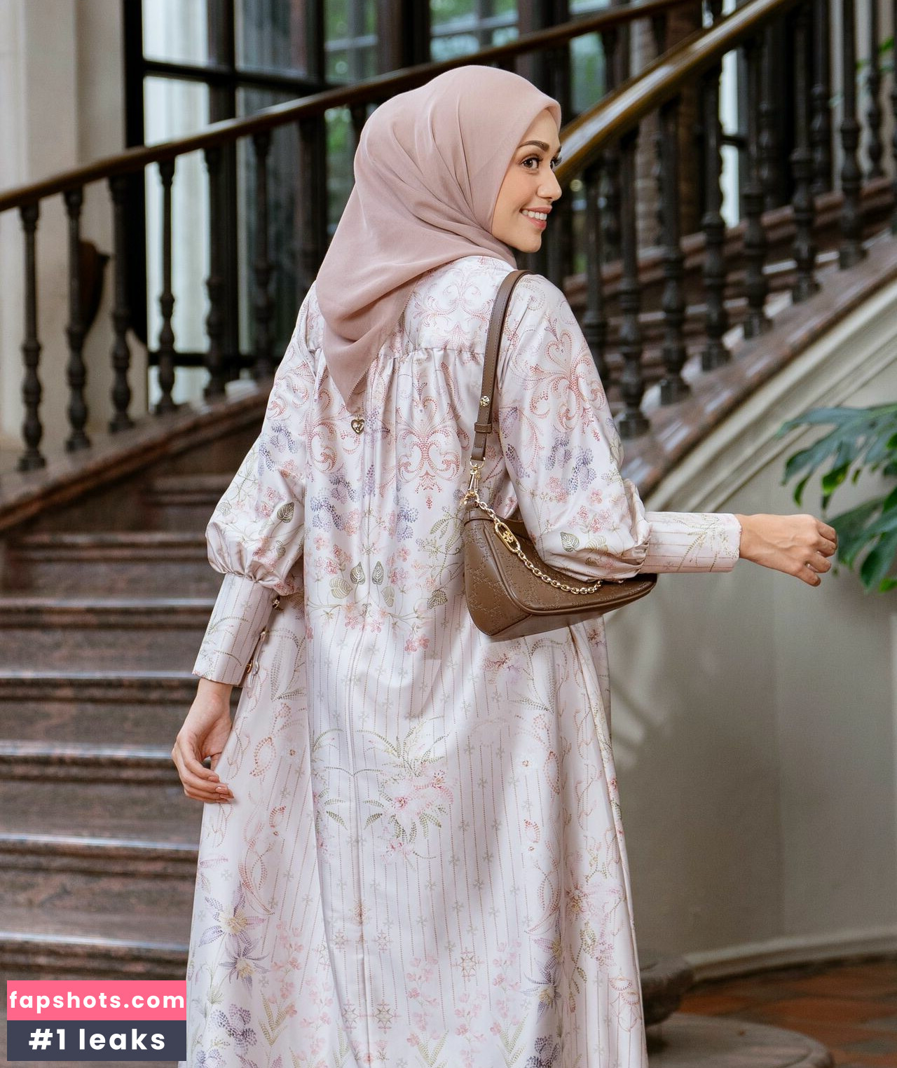 ayulestari nude babe gallery