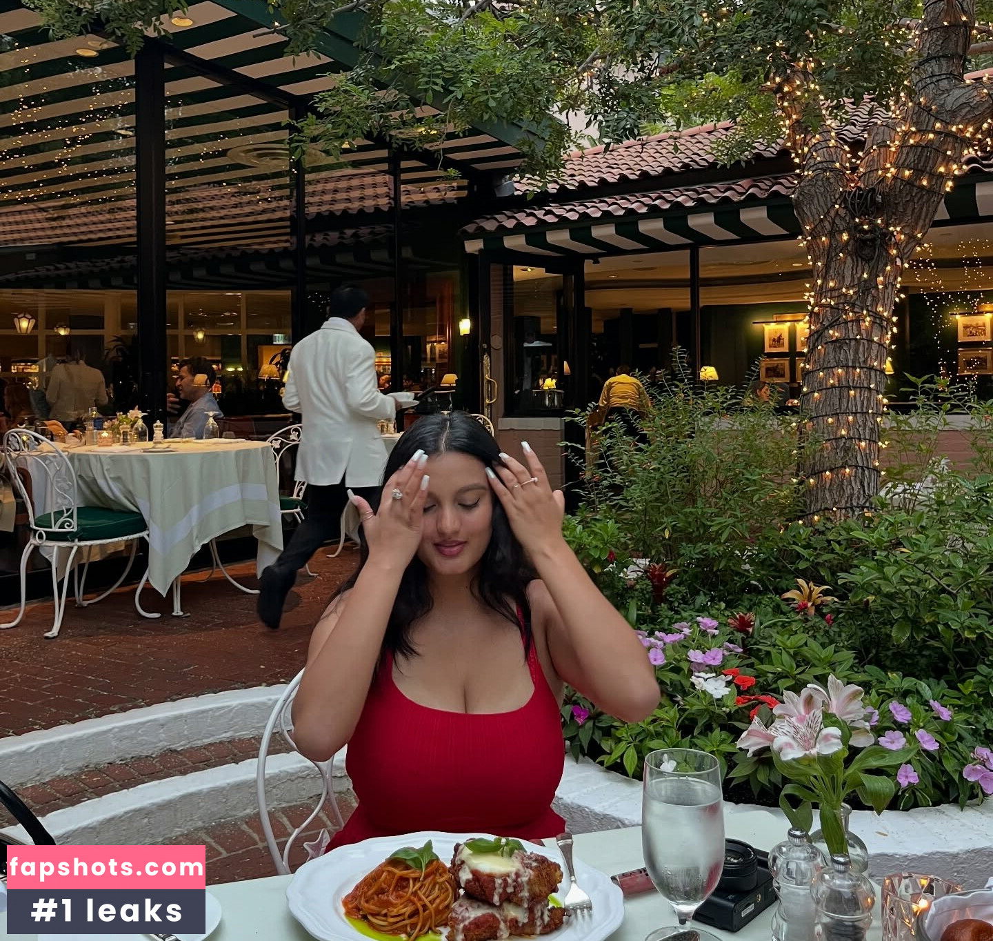 _ayushaaaa__ gallery photo #8