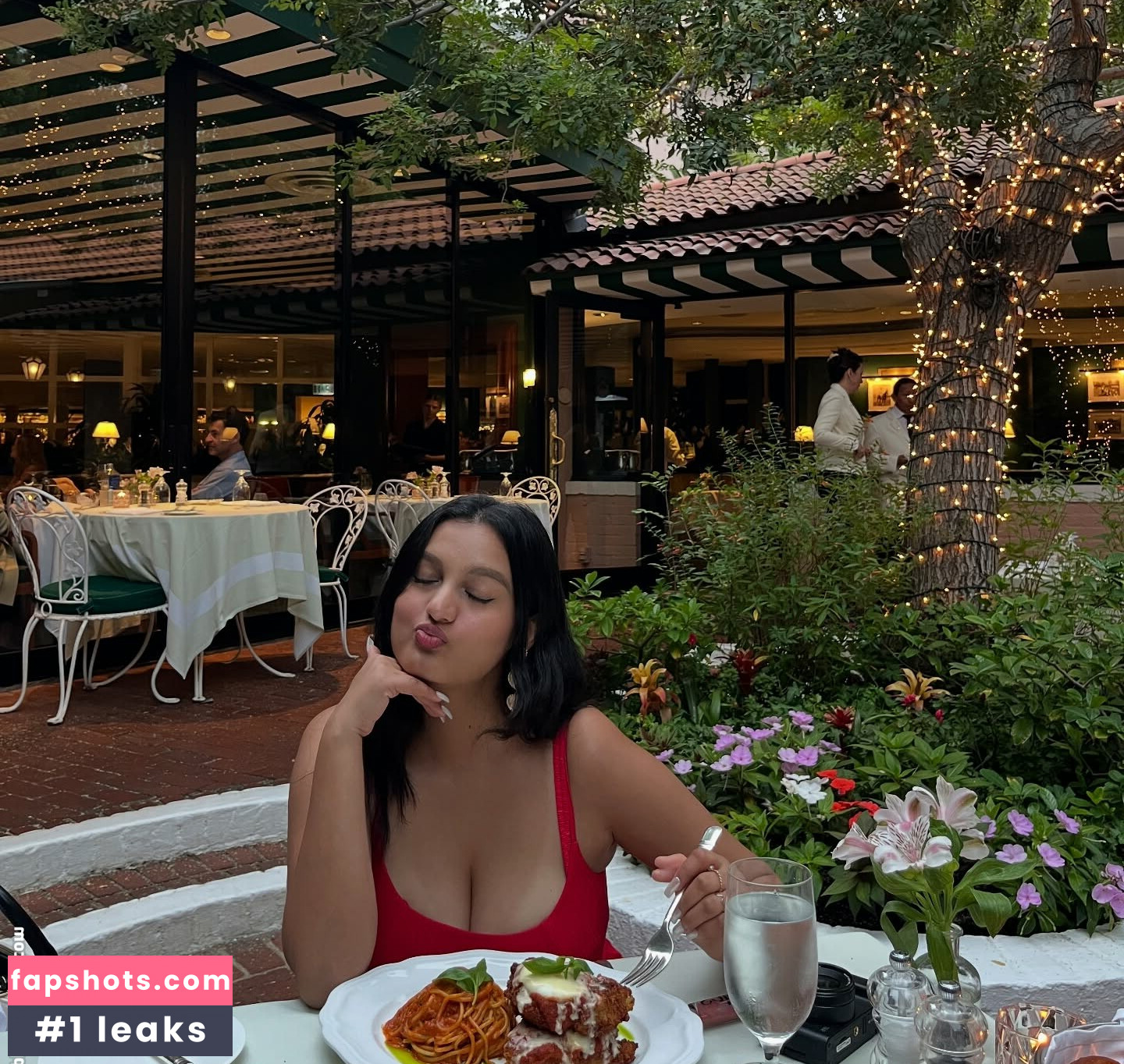 _ayushaaaa__ gallery photo #9