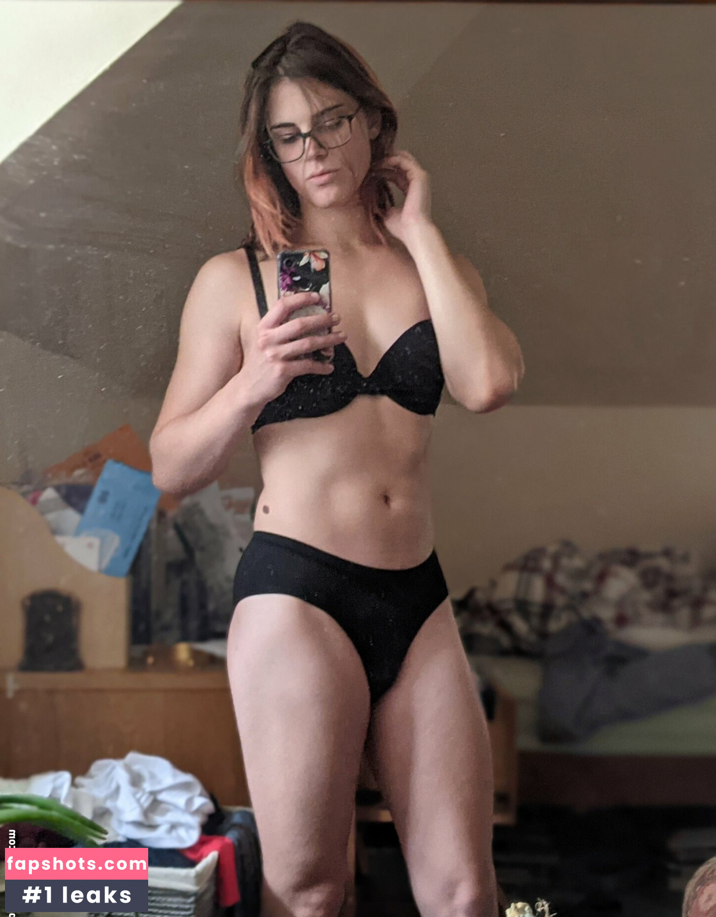 ayyy_vuh gallery photo #12