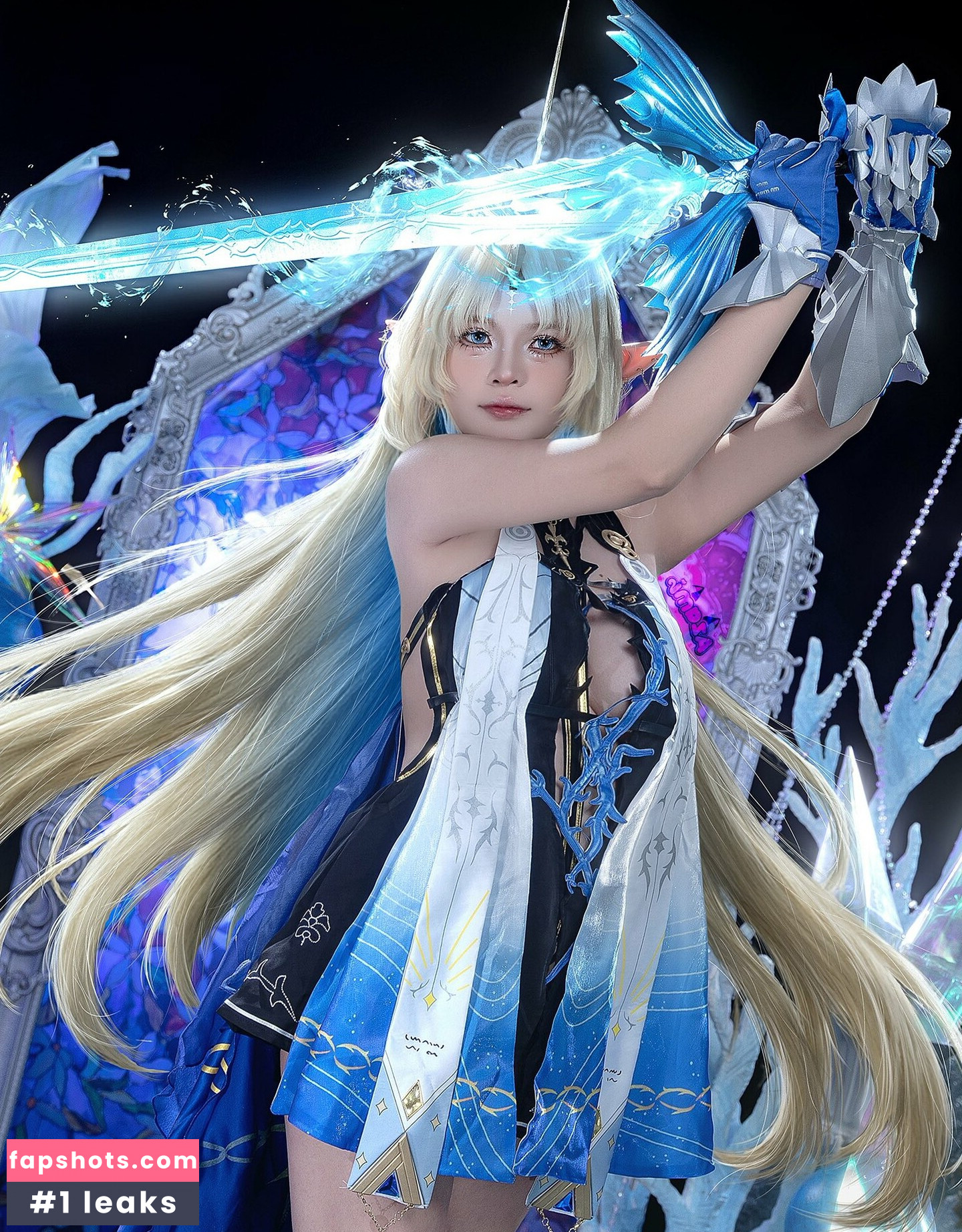 Azami gallery photo #12