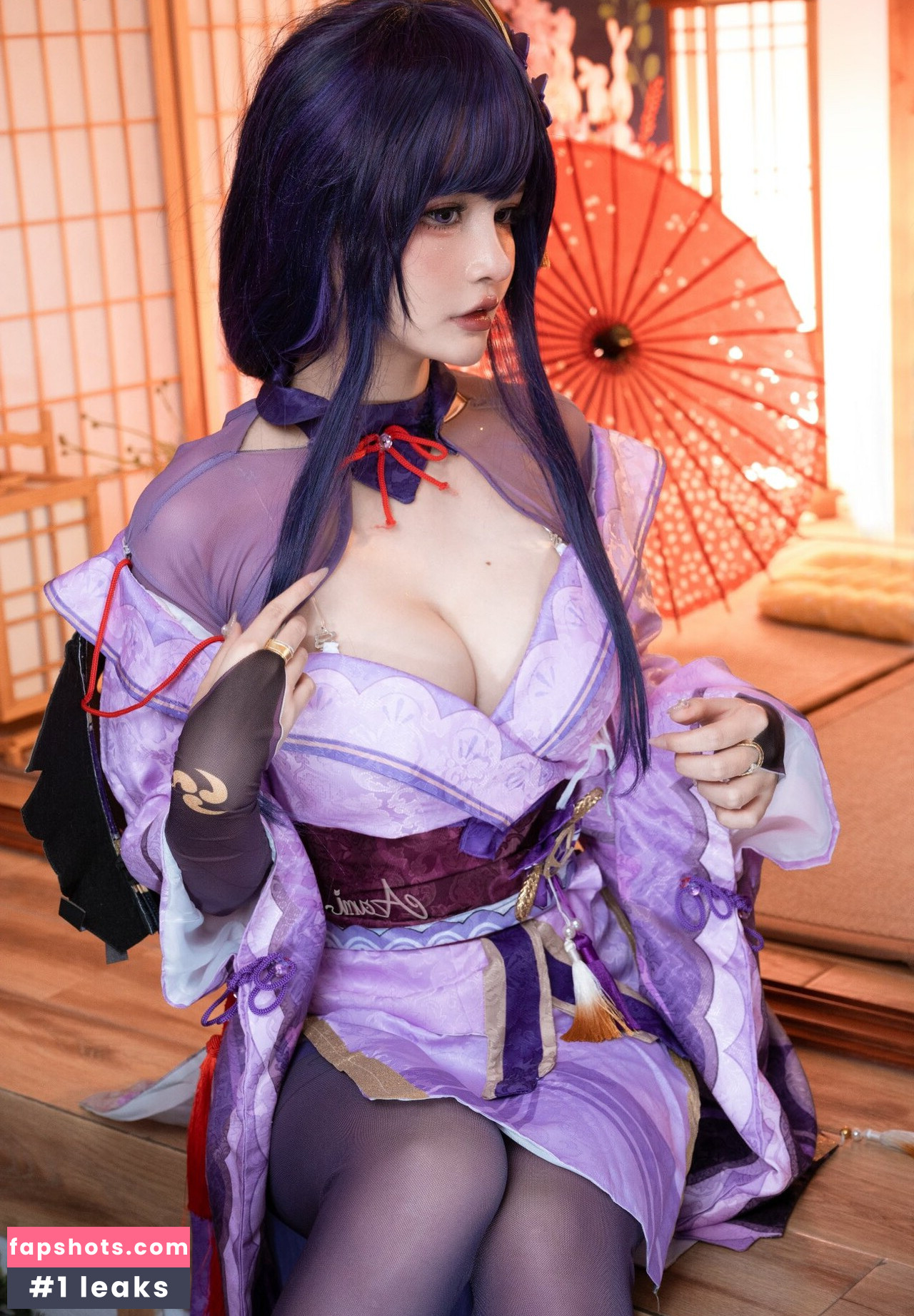 Azami gallery photo #193