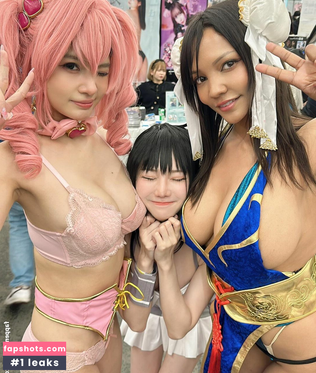 Azami gallery photo #71