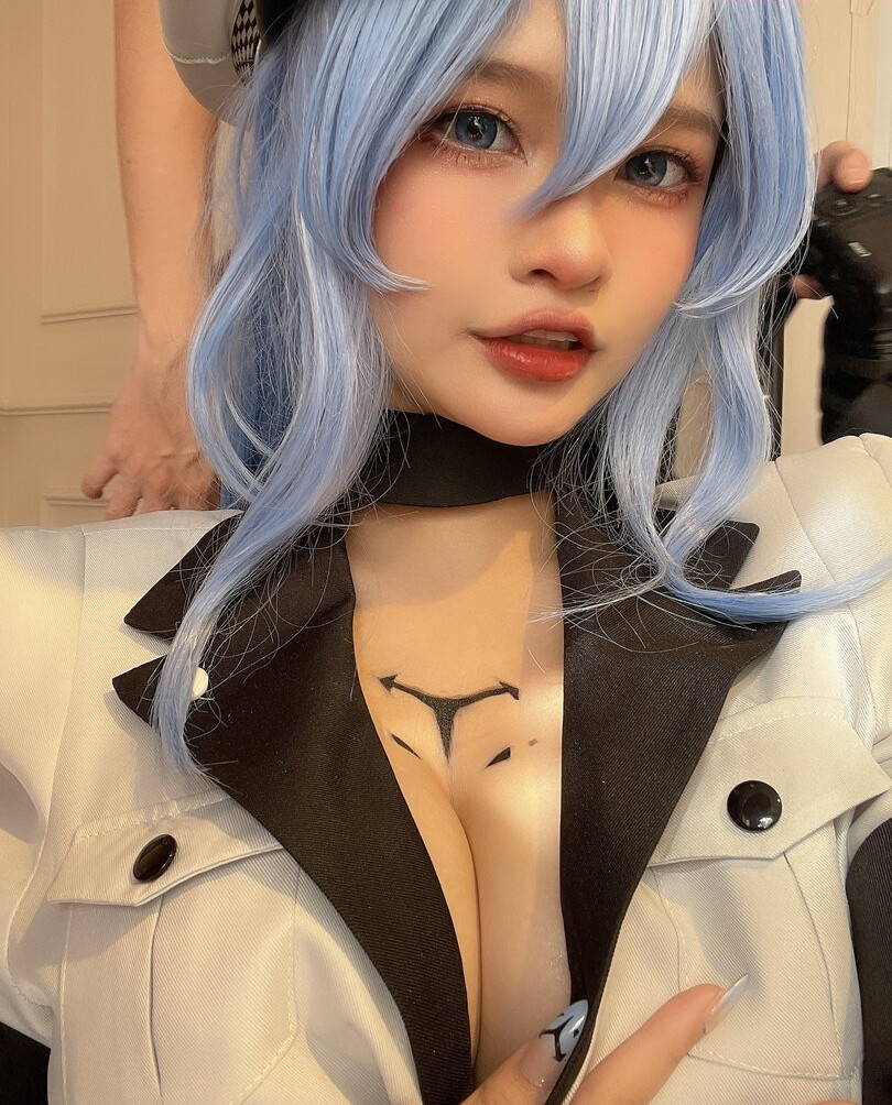 azami gallery photo #334