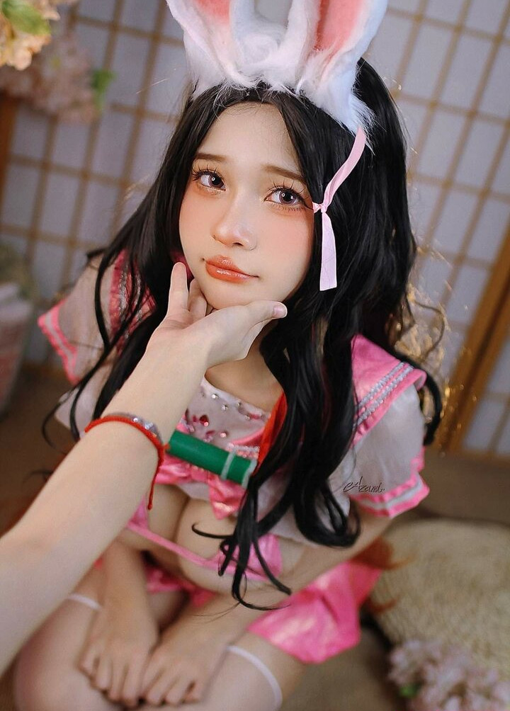 azami gallery photo #569