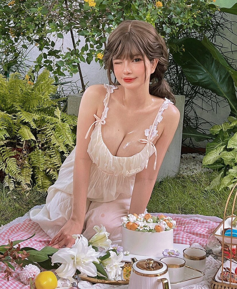 azami gallery photo #671