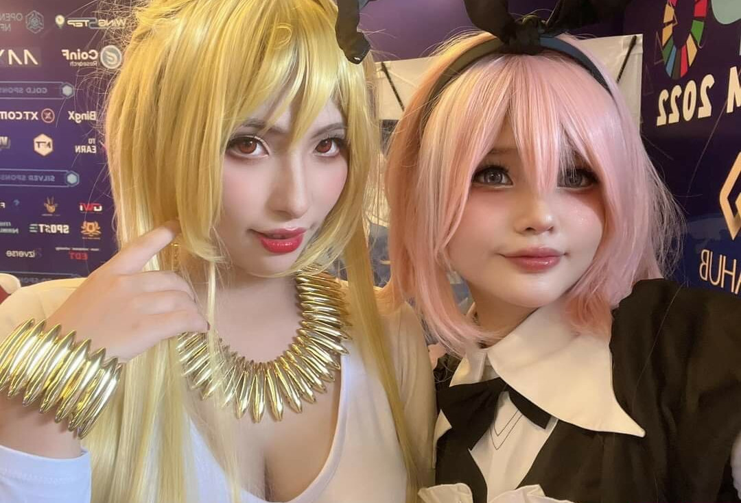 azami gallery photo #711