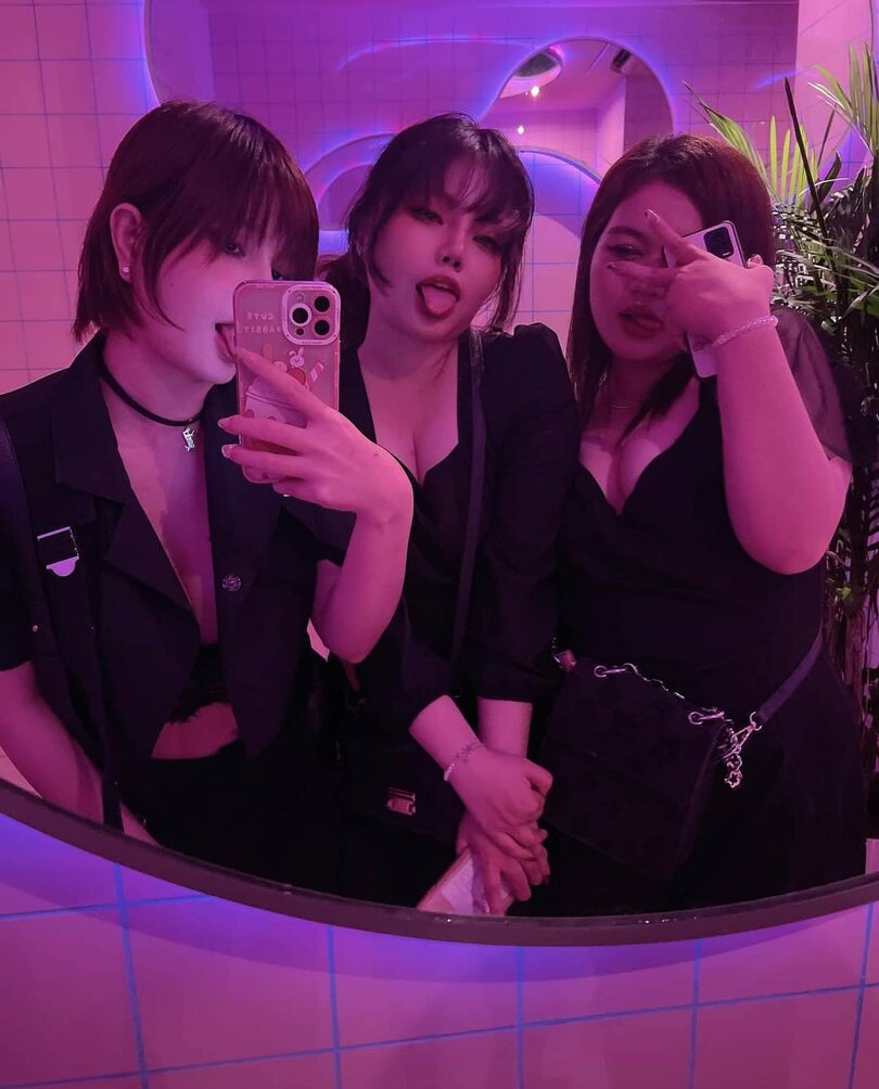 azami gallery photo #722